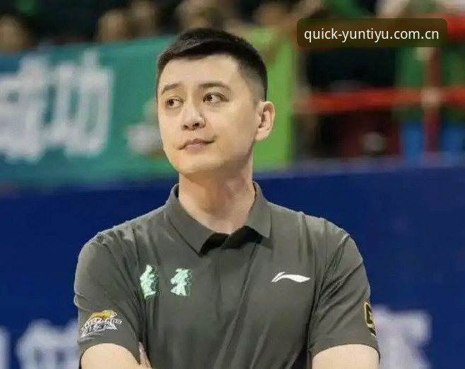 C罗压力大还是前锋集体爆发？——杨鸣的“进球恐慌”与世界杯前锋内卷